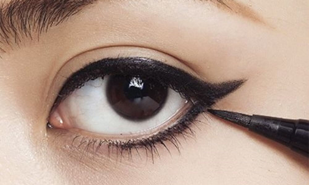 适合近视眼的眼线笔,眼线笔的挑选方法