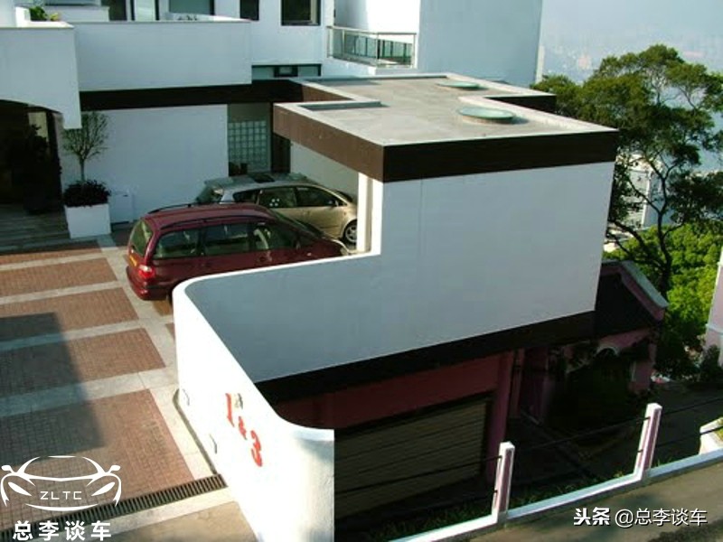 玻璃大王多少财富,玻璃大王一年收入多少钱