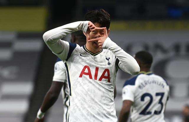 昔日德甲赛场惺惺相惜，如今韩国天王一点让曼城核心羡慕不已