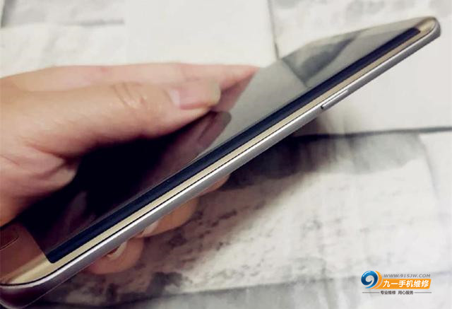 昆明三星手机换屏幕多少钱,三星手机屏幕维修哪家强