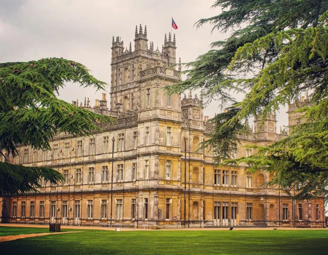 《唐顿庄园》告诉你，什么是真正的贵族生活