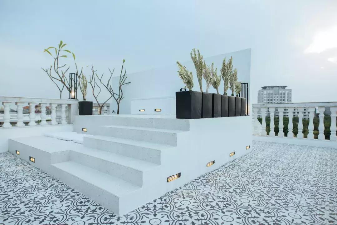 藏在海边的摩洛哥花园!夫妻俩不懂设计,却造出厦门最美网红民宿