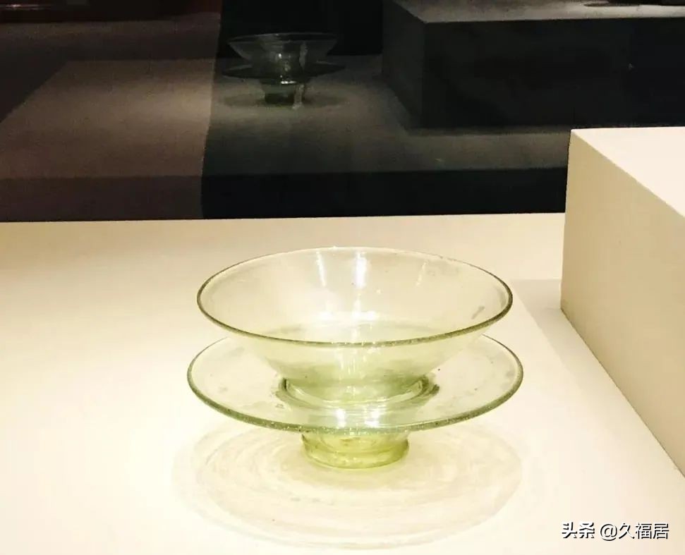 什么是超白玻璃,什么叫超白玻璃