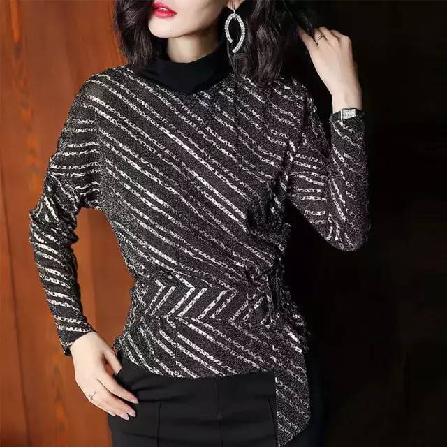 打死也不穿卫衣，也不买毛衣！今年小衫好美嫩，一不小心艳压群芳