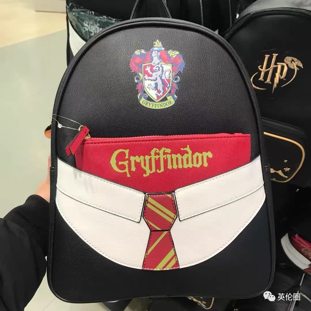 英国国王怎么也想不到，给他设计的童装在157年后火成这样