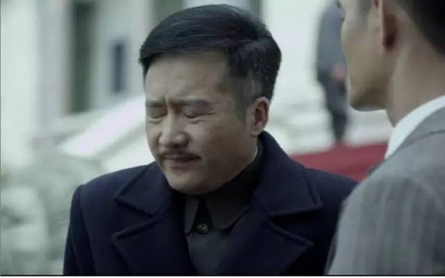 挤眉弄眼五官乱飞的演技,挤眉弄眼式演技