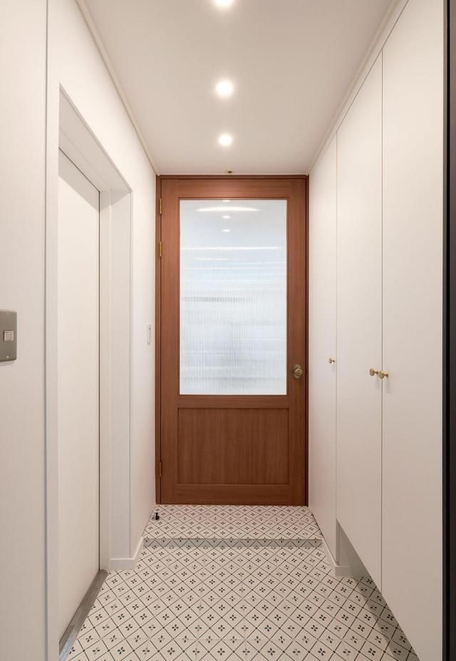 韩国为什么喜欢把鞋柜放外面,韩国装修为什么进门还有个玄关门