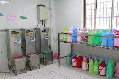 怎么租直饮机最划算立升让企业行政部爽歪歪