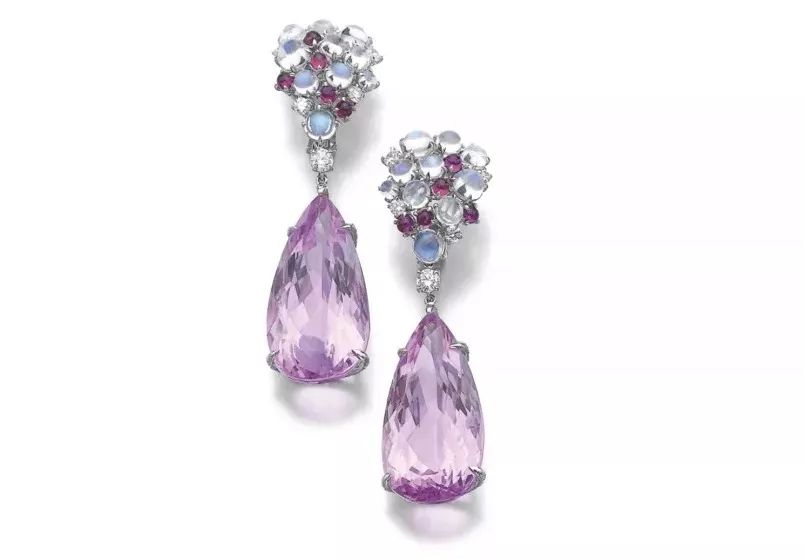 美国一代女王留下的华丽珠宝,美国第一夫人首饰