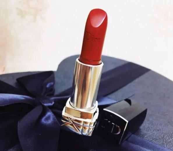 买了迪奥999,买了迪奥丝绒999