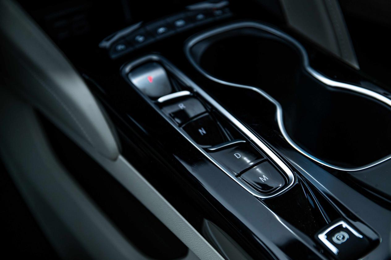 别克昂科威国际车型,新款别克昂科威s实车曝光