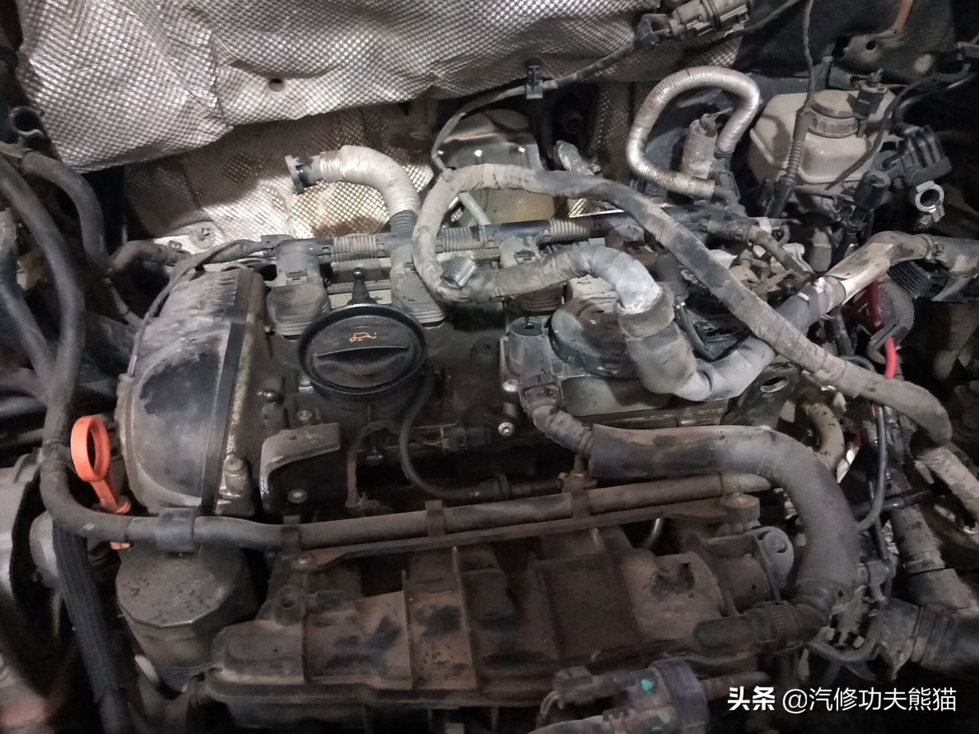 奥迪q3治理烧机油,奥迪q3烧机油多少公里正常