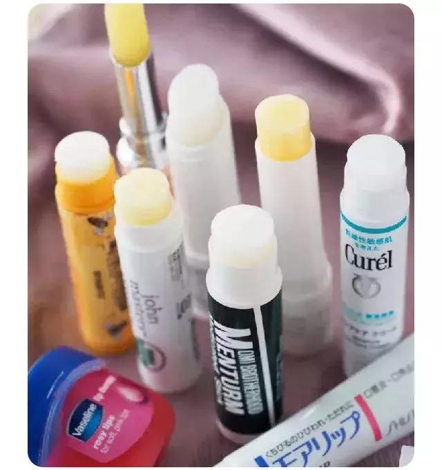 唇膏推荐红榜平价好用大干唇,平价又好用的去死皮唇纹唇膏