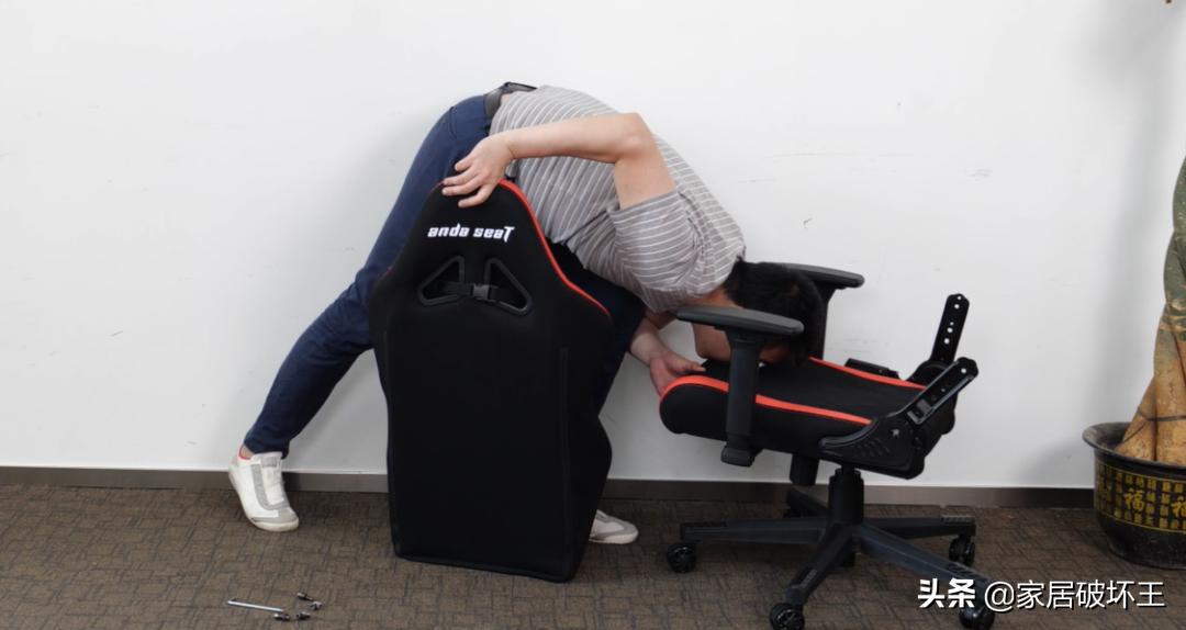 安德斯特公认最好的电竞椅,andaseat安德斯特赤焰王座电竞椅