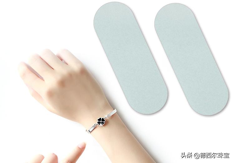 银首饰突然变黑了是什么原因,银首饰变黑是真的吗