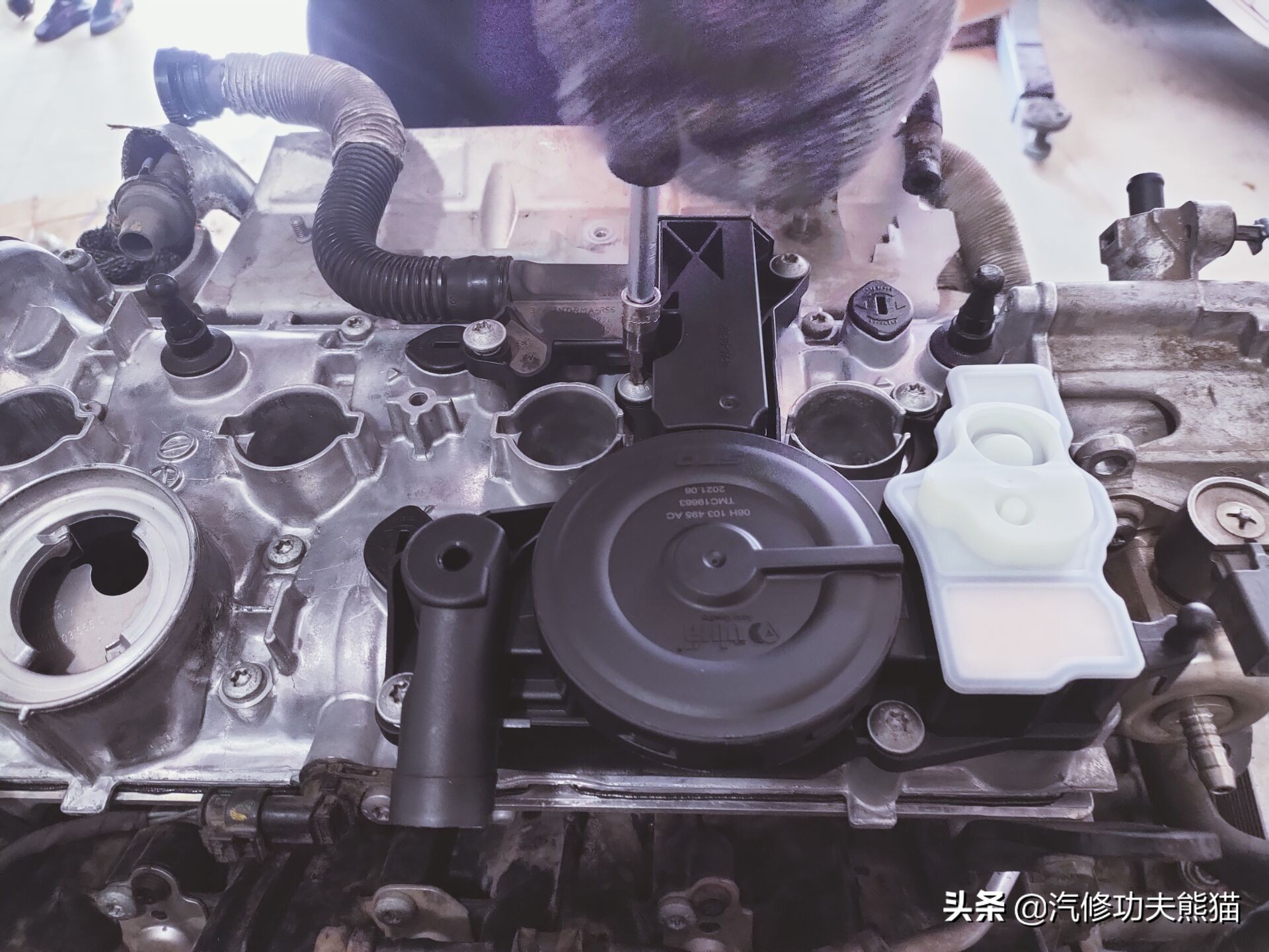 大众夏朗2014款2.0t标配烧机油吗,2016款大众夏朗1.4t发动机烧机油