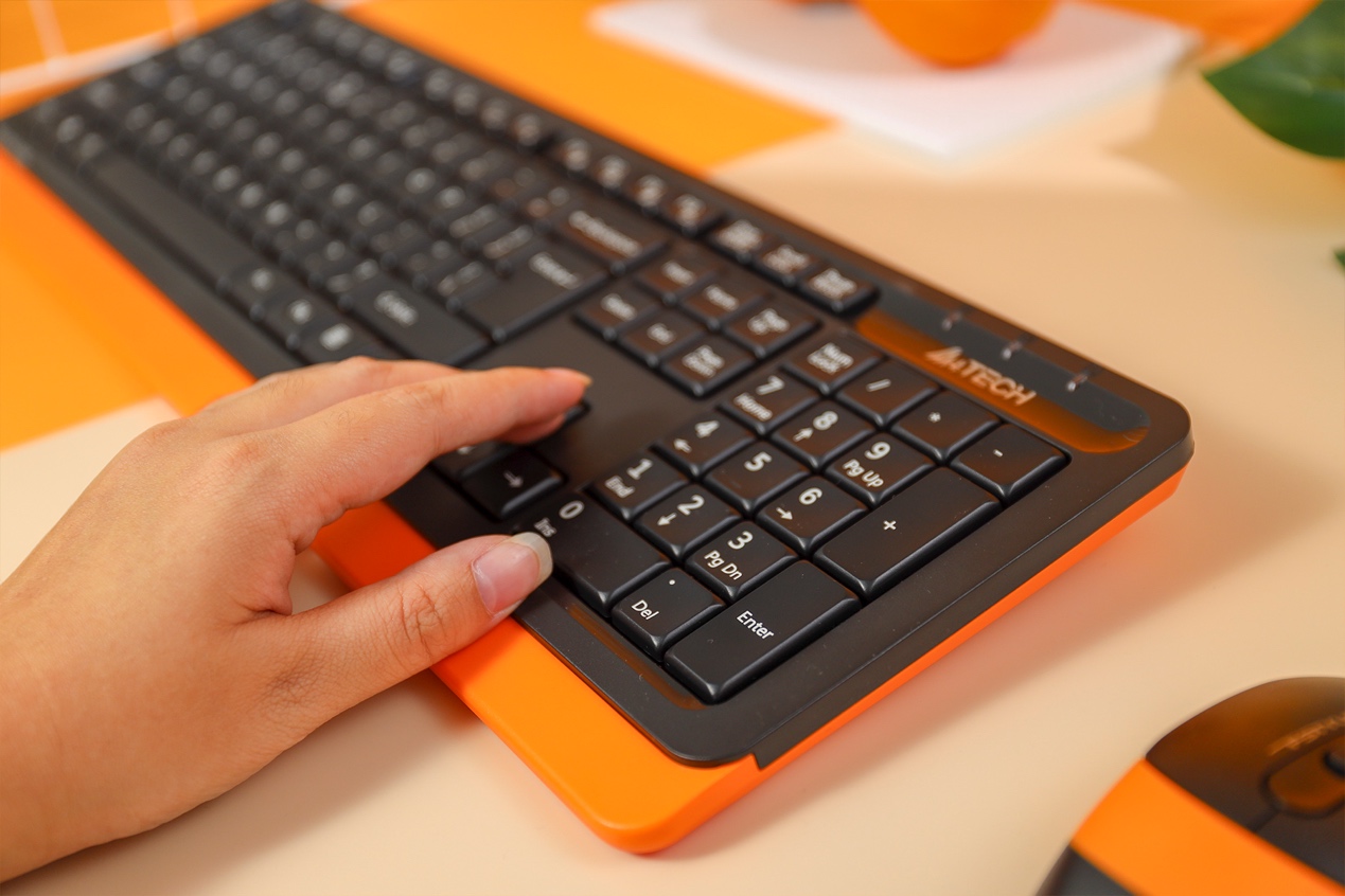 双飞燕fg1010和3000n哪个好,双飞燕fg1010和fg2000区别