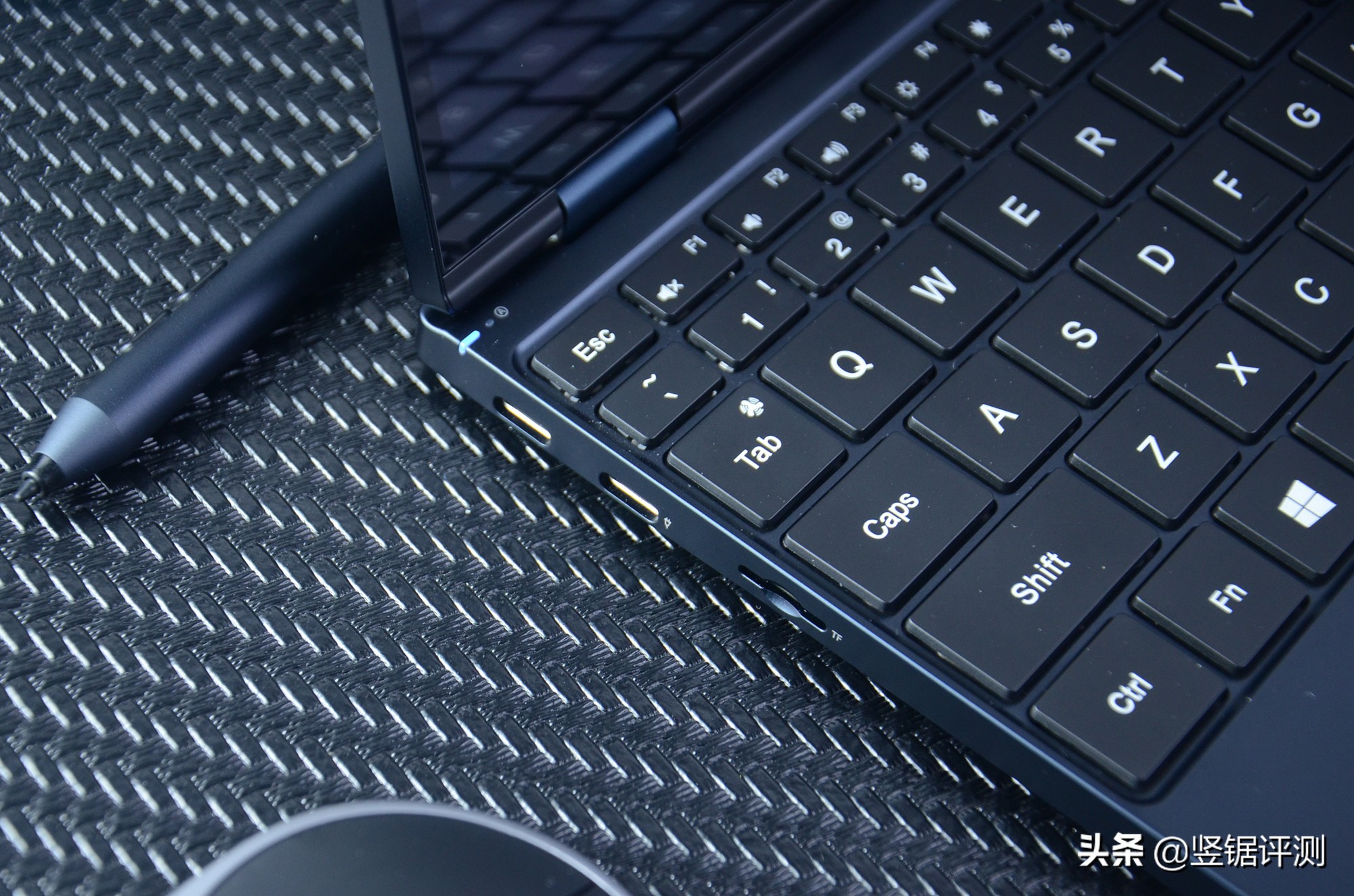 笔记本电脑壹号本4代价格,壹号本10.1英寸笔记本测评