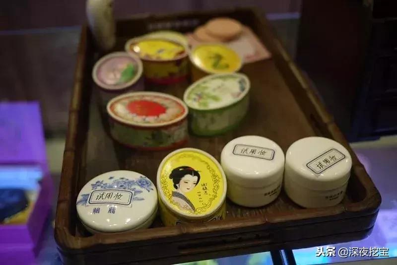 超好用的大牌彩妆单品推荐,好用大牌彩妆单品推荐图片