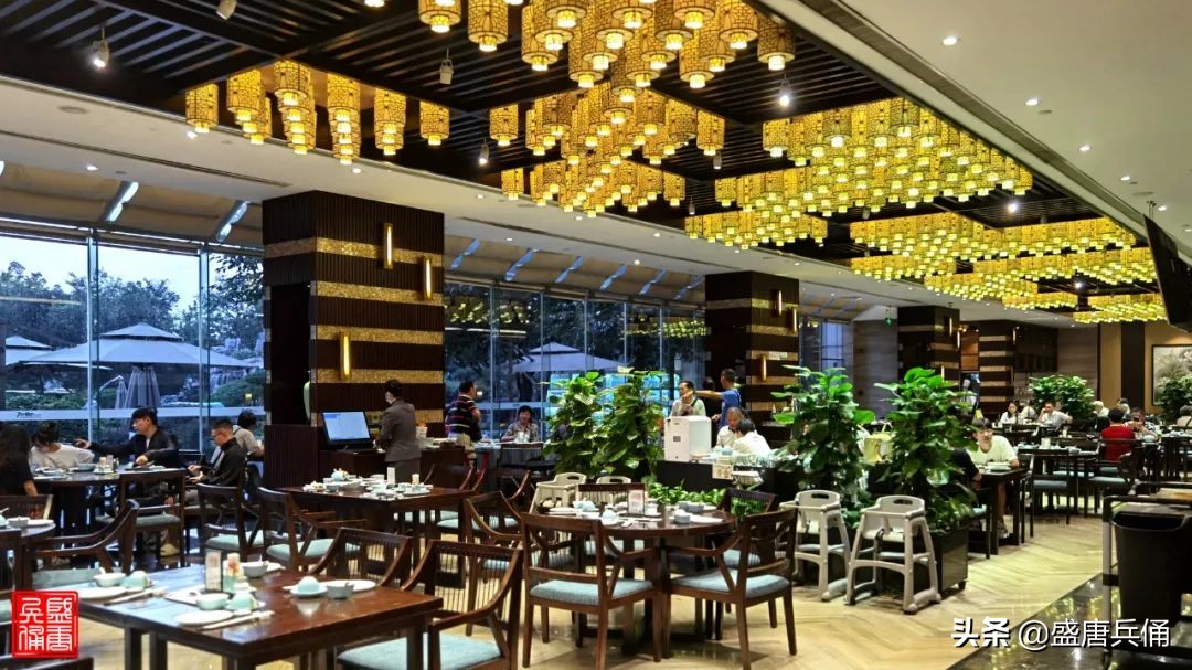 扬州｜垂杨不断接残芜，雁齿红桥俨画图