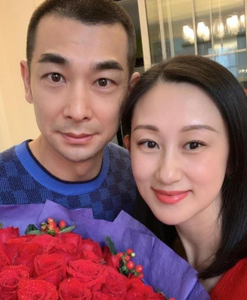 张晋给贾静雯当替身,张晋和陈小春以前关系如何