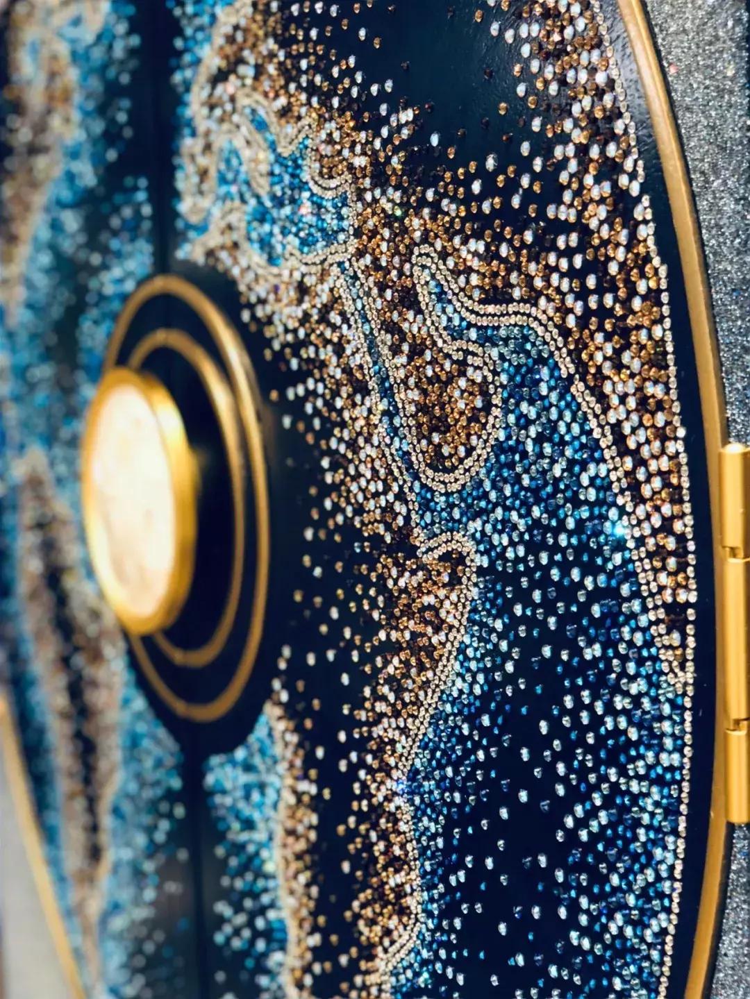 都是买不起的家具，为什么还是要去逛设计上海展