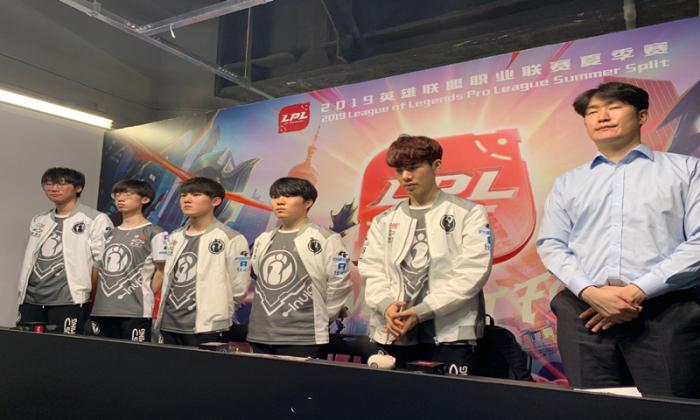 ig最亏的一个决定踢走rookie,18年ig夺冠rookie中文发言