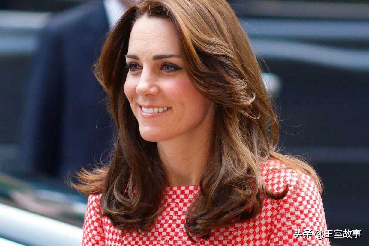 凯特以前同学,凯特王妃是个很出色的人