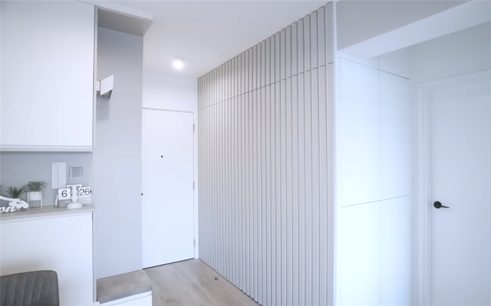 女孩在香港的4平方蜗居生活,香港330平别墅独居