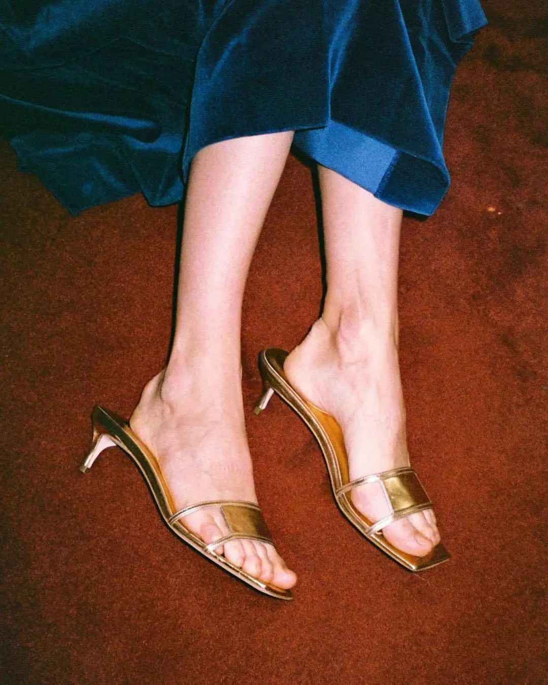 天气也太太太热了，这里有18双仙女拖让你美得不接地气！