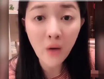 大连冰冰与莹少互撕爆漏照！莹少喊话粉丝全体举报泰迪冰