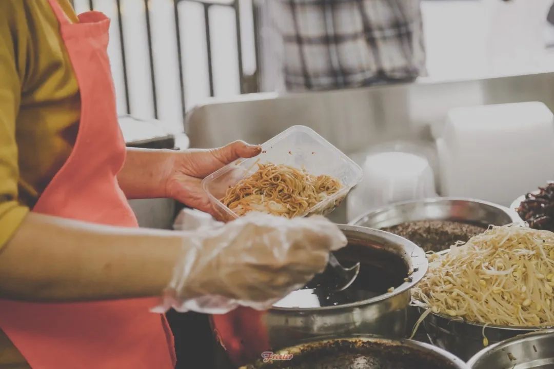 这碗粉说不上哪里好，但就是谁也替代不了...