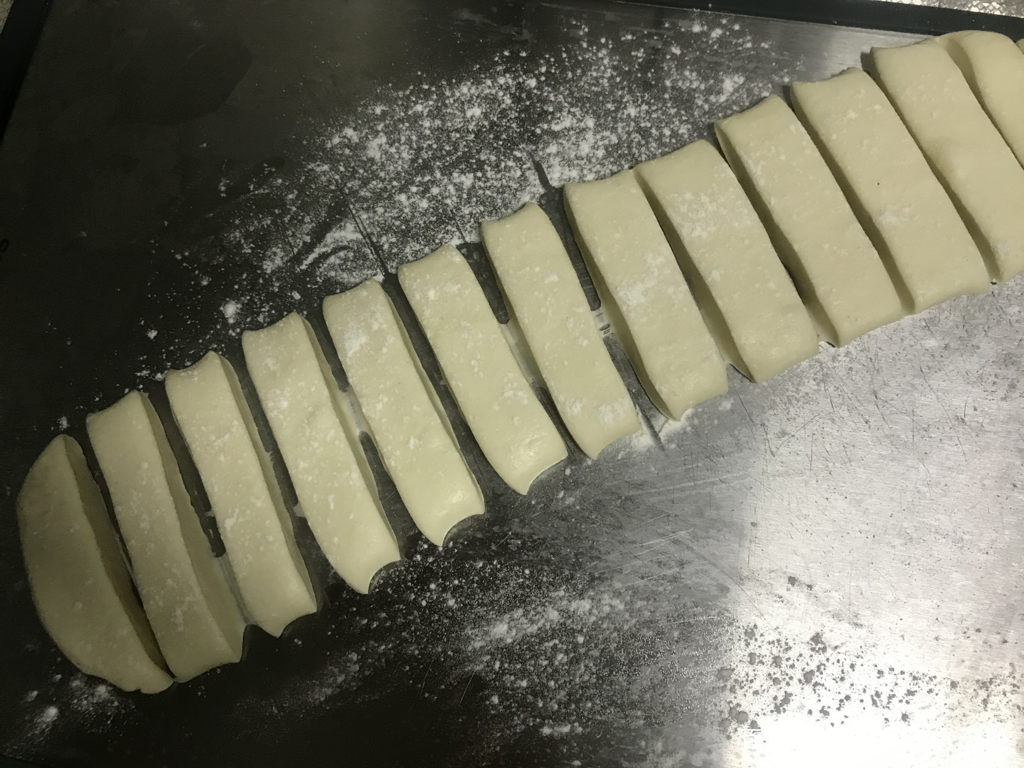 花1000学的炸油条做法,香酥油条配方和制作方法