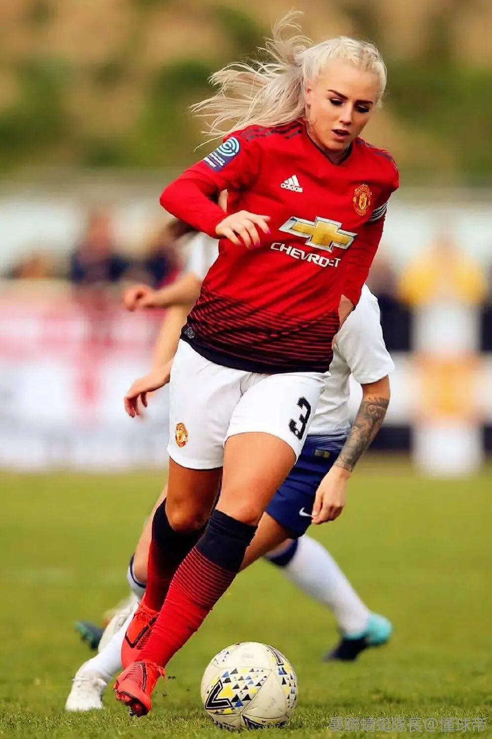 英格兰女足颜值最高,英格兰女足球队的颜值