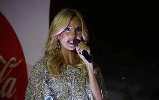 世界杯中35岁少妇为之一亮，竟然称赞是俄罗斯第一足球宝贝