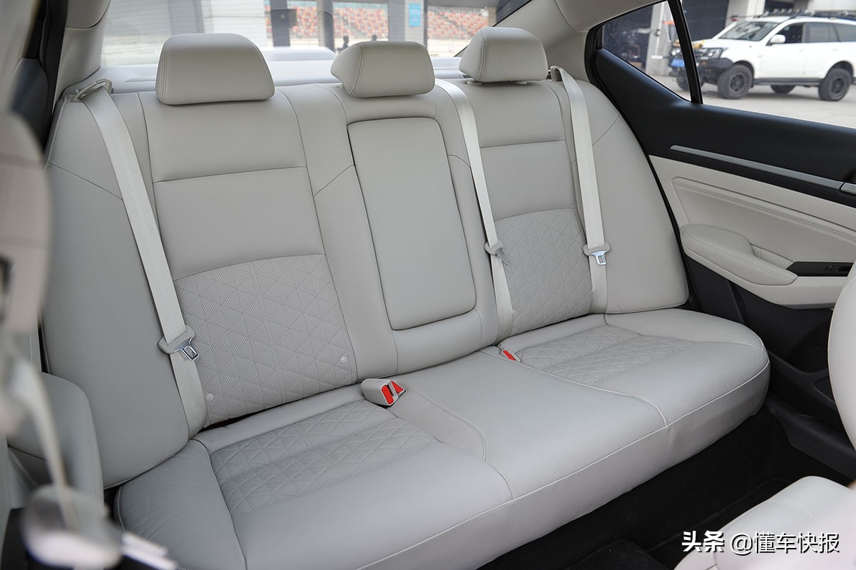 实测天籁2.50-100加速,21款天籁2.0自吸0-100加速多少秒