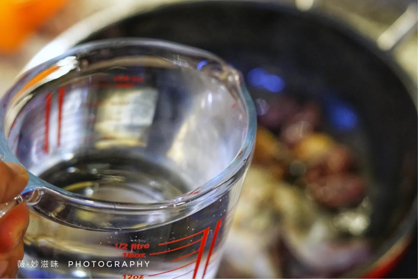 鱼与香肠的约会～香肠豆腐炖鱼～