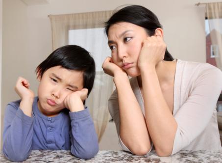 孩子出现负面情绪如何疏导,家长告诉孩子太多负面情绪怎么办