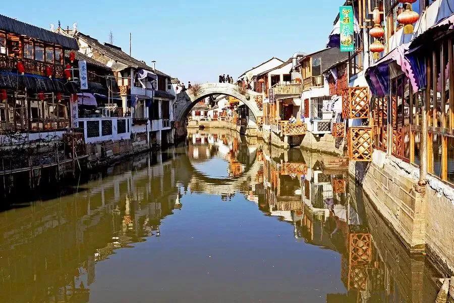 上海站到上海新国际博览中心地铁,上海地铁沿线景点排名