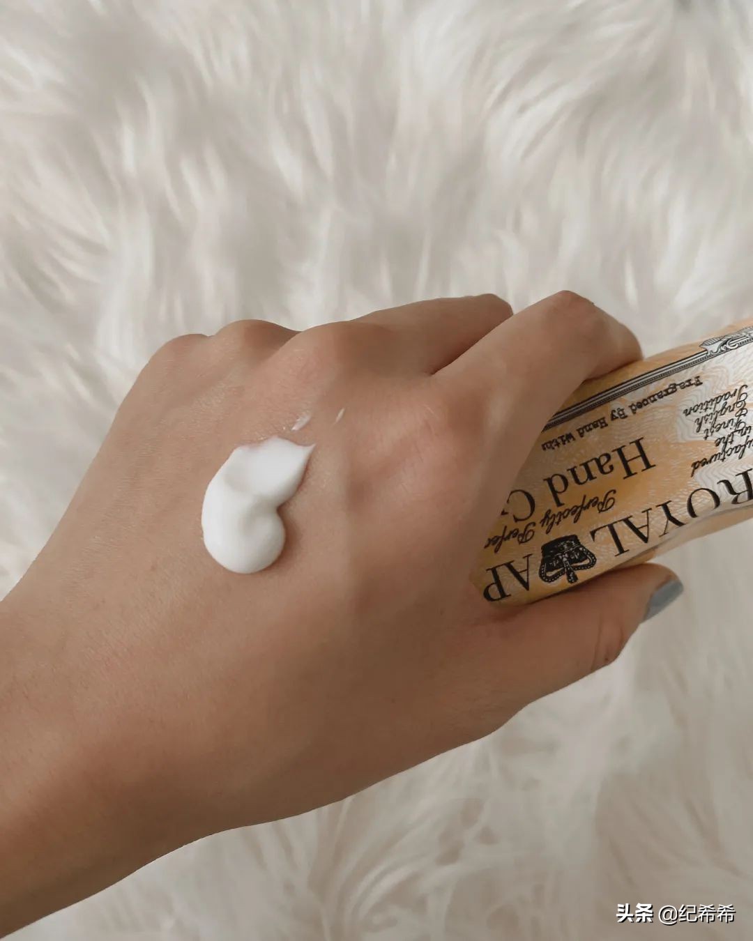 居家隔离时家里必备的东西,居家隔离买回一堆生活用品