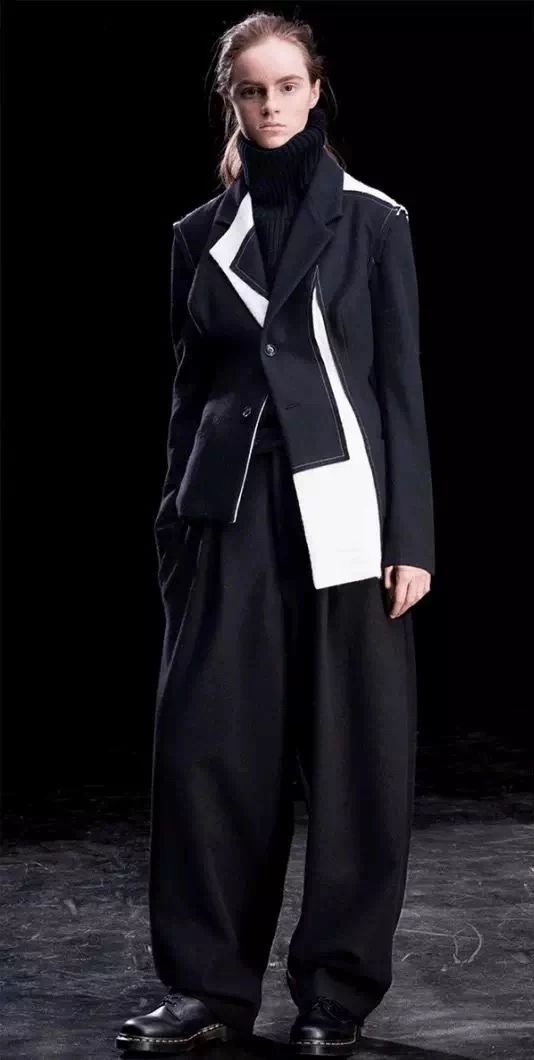 周震南被吓到,看周震南reaction反应