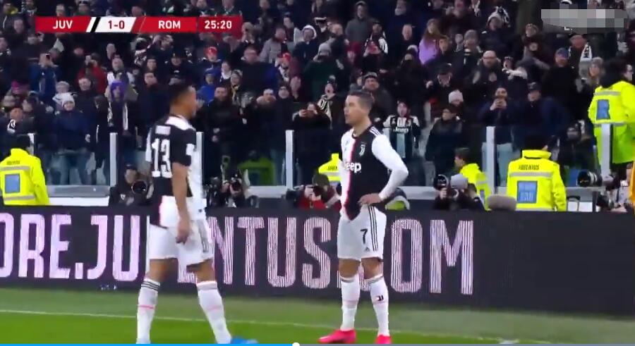 武磊单刀破门模仿c罗庆祝,c罗怒吼庆祝3次射门制造威胁本场