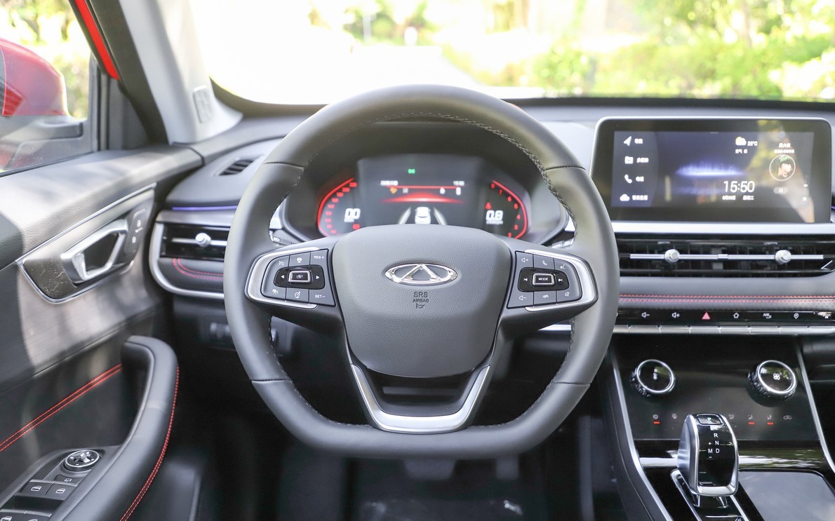 瑞虎5x跟新宝骏rs3哪个好,瑞虎5x与新宝骏rs3