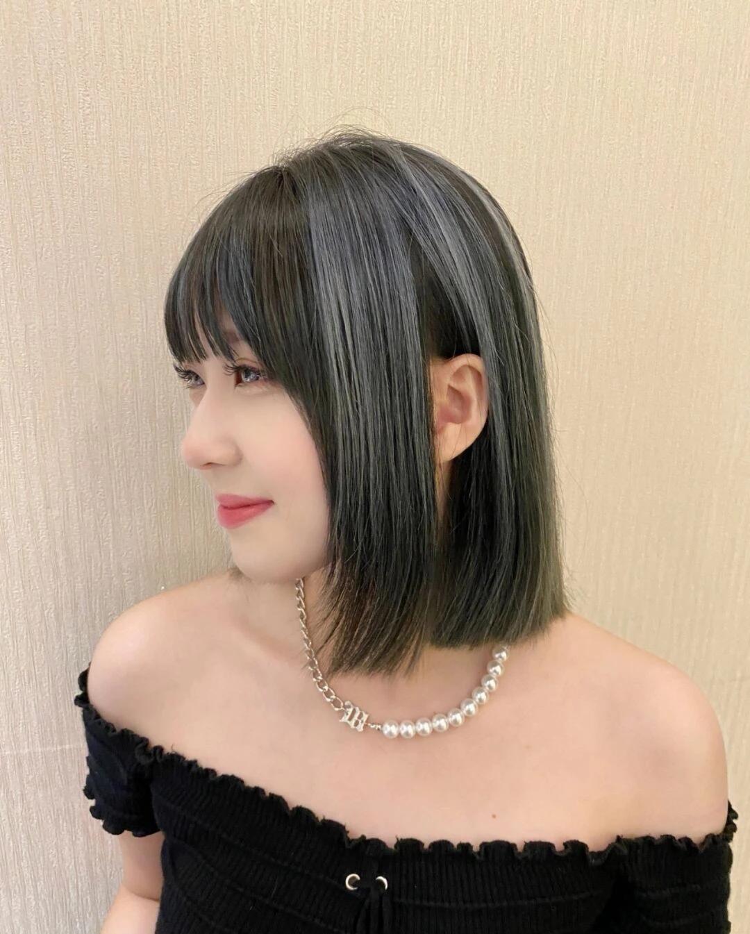 换了一个显脸大的新发型,脸小发型女2021流行发型