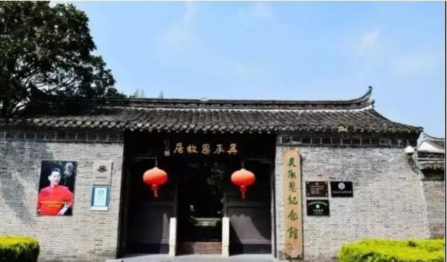 为什么那么多人评论六小龄童,六小龄童如何一步一步的跌下神坛