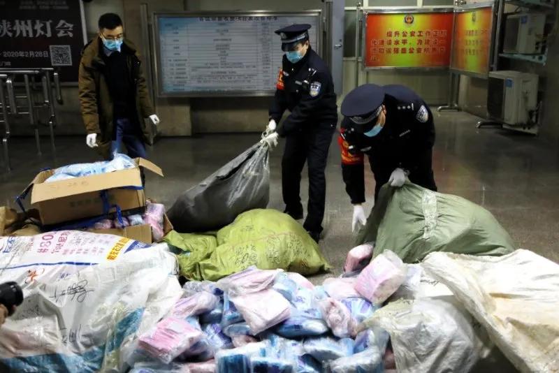 100万只假口罩被查 (查获150万假口罩)