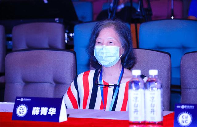 被周恩来赏识演“琼花”,后因受伤退出舞台,薛菁华后来怎么样了