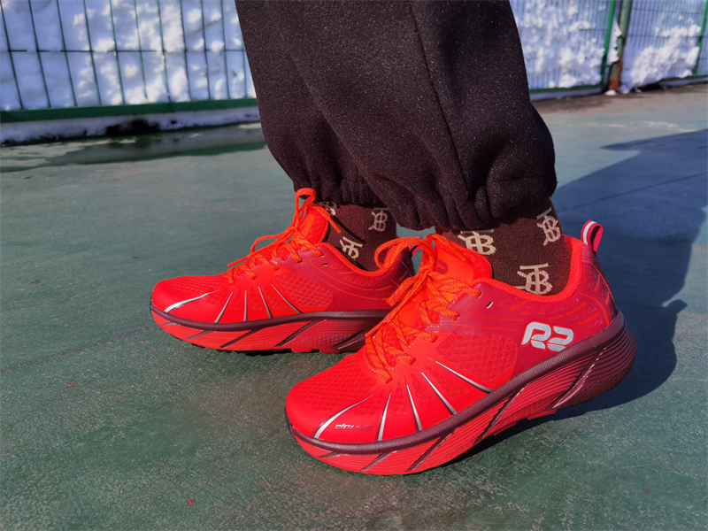 跑步鞋r2云跑鞋,r2云跑新款缓震跑鞋