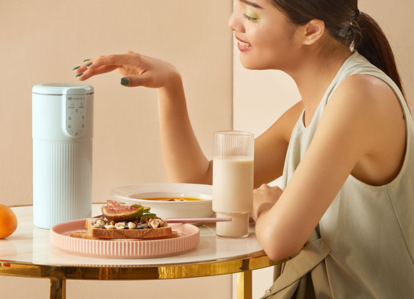 苏泊尔小型豆浆机测评,九阳破壁机和苏泊尔豆浆机哪个好