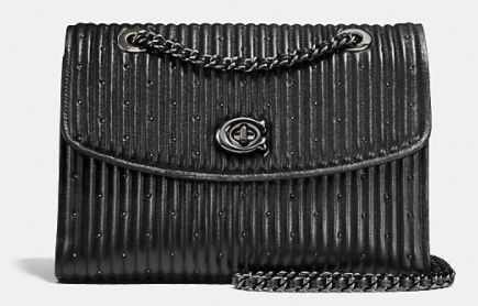 离开了奶奶风的COACH蔻驰,令万千少女兽性大发!